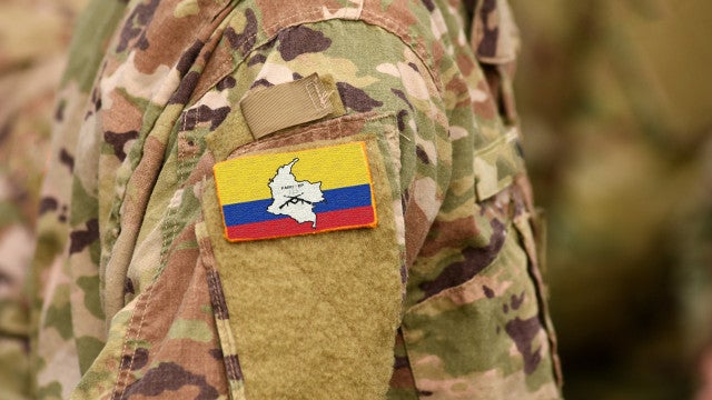 Combate entre dissidentes das Farc deixa 18 mortos no sul da Colômbia