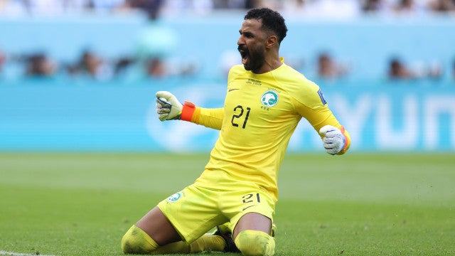 Candidato a mais vazado, goleiro saudita parou Messi e agora terá Lewandowski