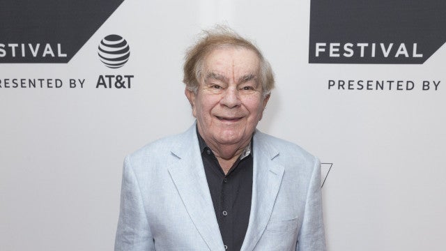 Morre o comediante Freddie Roman, aos 85 anos