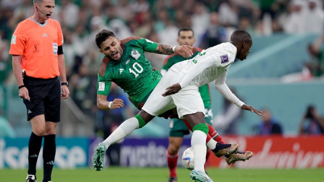 México é eliminado da Copa mesmo vencendo a Arábia Saudita