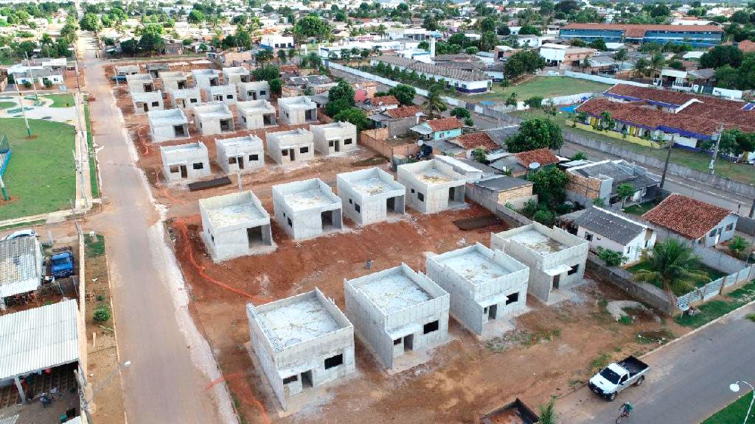 Governo do Estado firma convênios com Lucas, Alta Floresta e mais 6 cidades para construção de casas populares