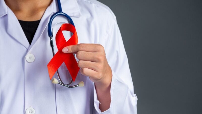 Dezembro Vermelho: alerta para a prevenção ao HIV e outras doenças