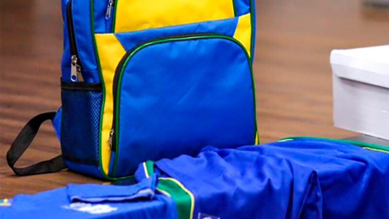 Prefeito autoriza compra de 30 mil uniformes escolares para rede pública em Nova Mutum