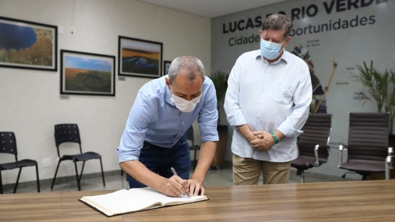 Miguel e Marcio se licenciam e Daltro Figur assume como prefeito em exercício de Lucas do Rio Verde