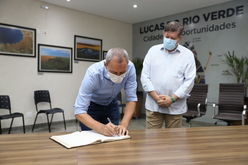 Miguel e Marcio se licenciam e Daltro Figur assume como prefeito em exercício de Lucas do Rio Verde