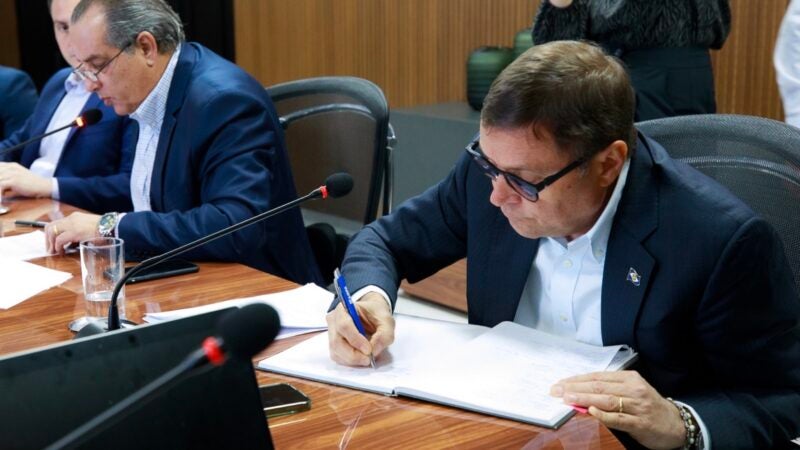 Governo de MT mantém incentivos fiscais para setores produtivos e aumenta para um setor da indústria