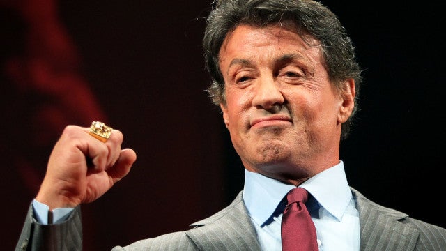 Stallone se liberta de ‘Rambo’ e ‘Rocky’, e faz piada com ele mesmo em 1ª série de TV