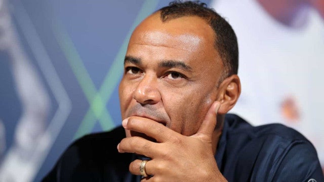 Cafu diz que seleção deve apostar em técnico ‘jovem e brasileiro’