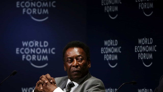 Filhas de Pelé voltam a tranquilizar fãs sobre estado de saúde do pai