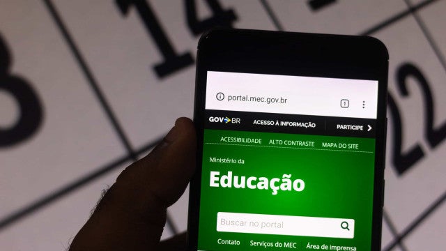 Novo governo terá como desafio recompor orçamento da educação