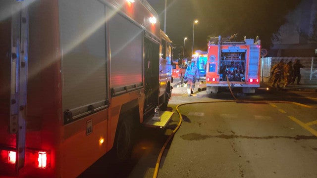 Adolescente salva idosa de incêndio em casa vizinha em Botucatu