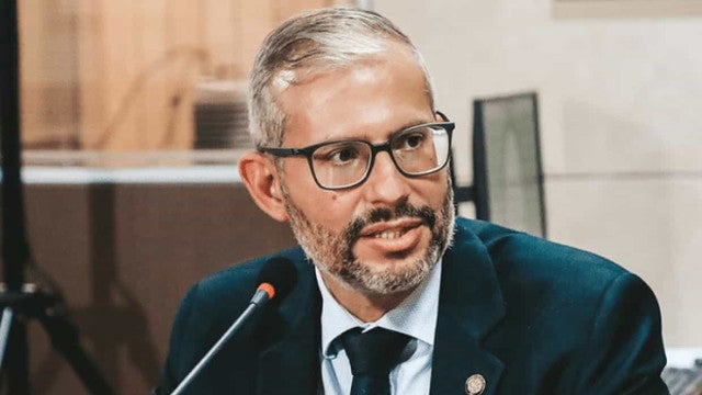 MEC está zerado e não tem como pagar bolsistas da Capes, afirma transição