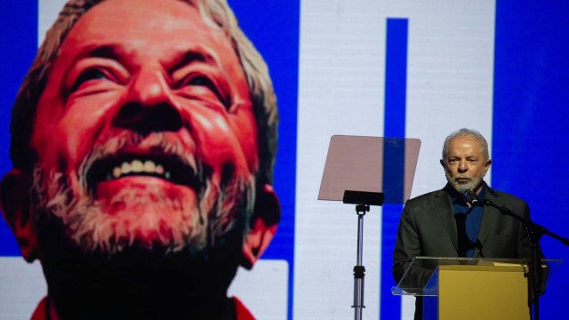 Filme sobre Lula está pronto e será lançado em breve, diz diretor Oliver Stone