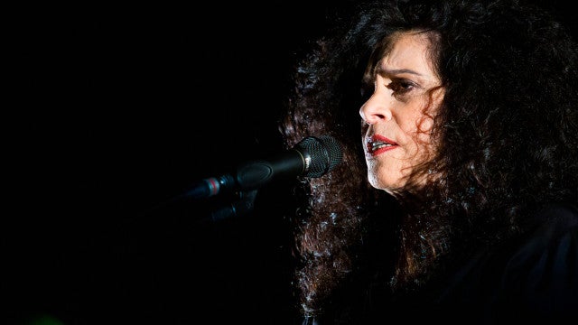 Música em 2022 teve mortes de Gal, Elza e Erasmo Carlos, política e volta dos festivais