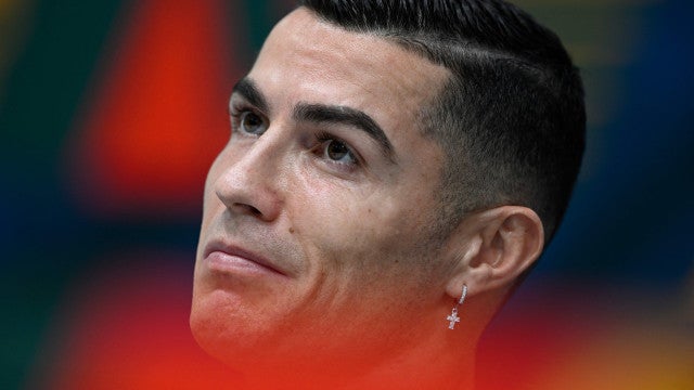 Cristiano Ronaldo deve jogar na Arábia Saudita após a Copa, diz jornal