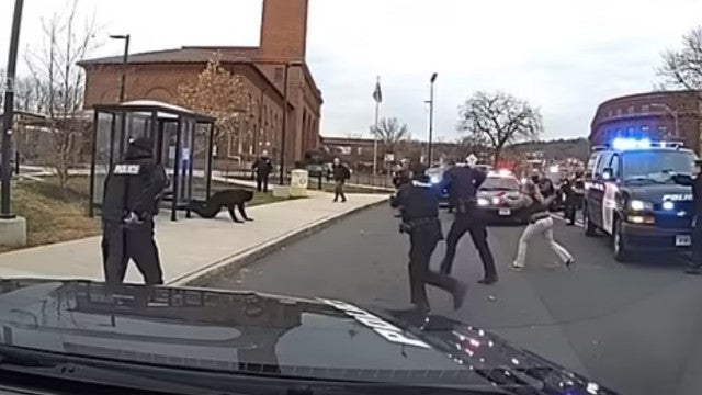 Matou e desmembrou filha bebê durante prisão domiciliar