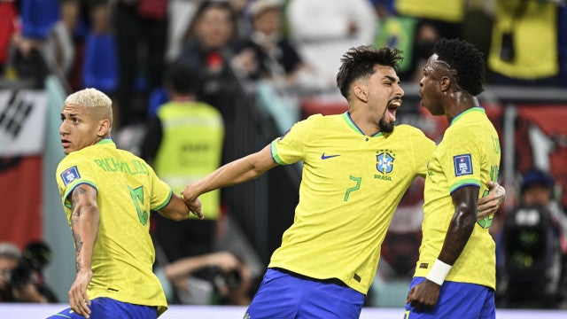 Seleção vai às quartas jogando 135 minutos a menos que veteranos da Croácia