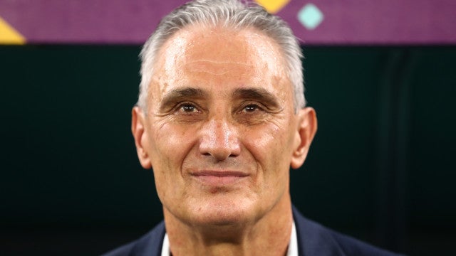 Tite revela que Alex Sandro tem poucas chances de enfrentar a Croácia