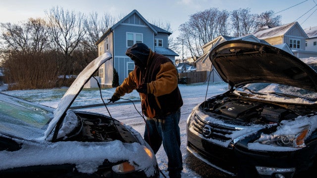 Tempestade de neve deixa mais de 20 mortos e milhares sem energia nos EUA