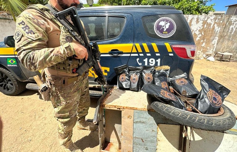 “Supermaconha” é encontrada com passageira em ônibus que saiu de Sinop