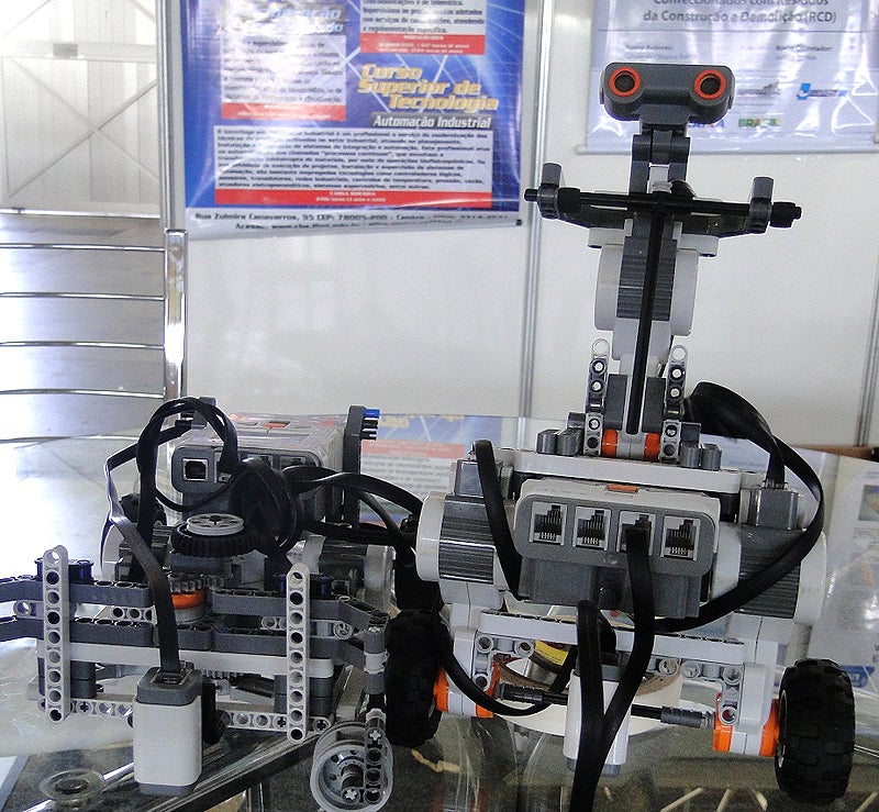 Governo estadual investe R$ 6 milhões para aulas com robôs nas escolas estaduais em Mato Grosso