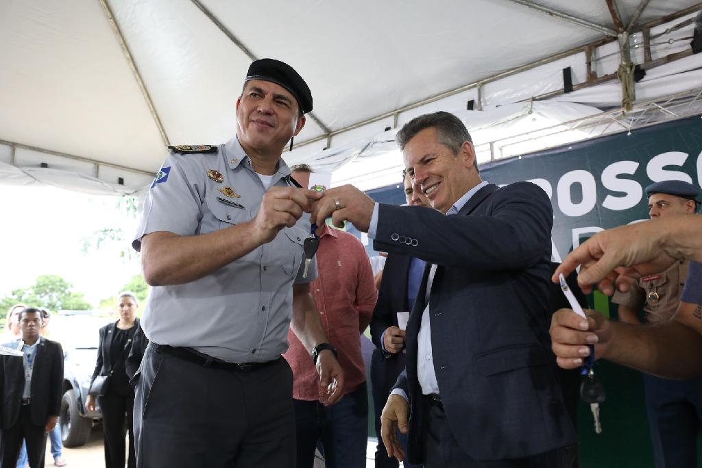 Governo de Mato Grosso entrega R$ 18 milhões em armas, viaturas e equipamentos para PM