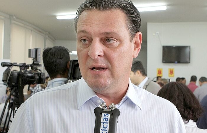 Aprosoja Mato Grosso rebate ministro Carlos Fávaro e cita “forma como ele desembarca de suas parcerias políticas”