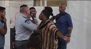 Terrorismo: Deputado Estadual afirma que durante baderna de petistas em audiência Pública da SEDUC MT “a todo instante mulher empurrava e ia pra cima de Coronel PM”