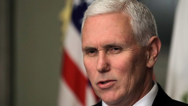 Onda de descobertas de documentos sigilosos nos EUA atinge Mike Pence