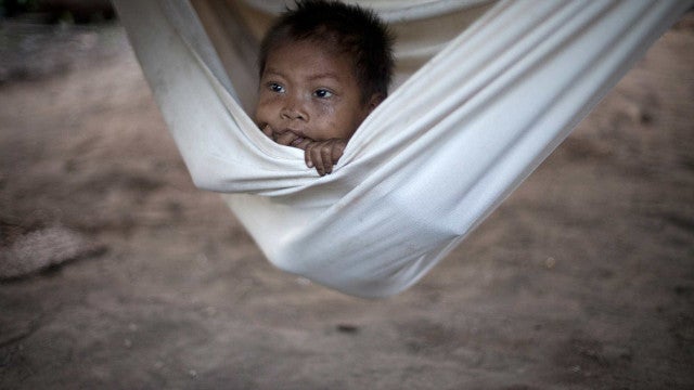 Tragédia Yanomani: ‘Crianças estão desnutridas de malária, diarreia, verme’