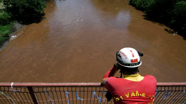 Brumadinho ainda busca 3 vítimas: ‘Toda família merece sepultar o seu’