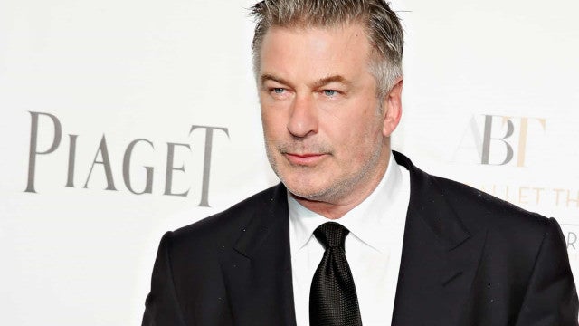 Baldwin e outros são indiciados por tiro no set de filmagem de Rust