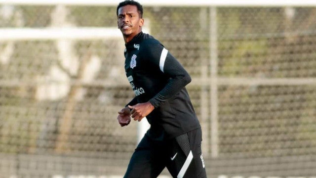 Jô quer encerrar carreira no Corinthians mesmo após polêmicas