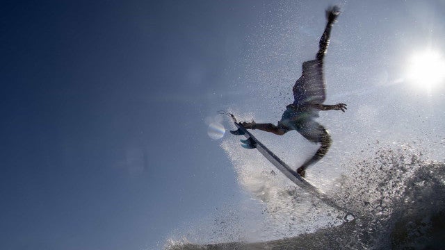 Sucesso de Ítalo Ferreira após ouro faz preços subirem em Baía Formosa