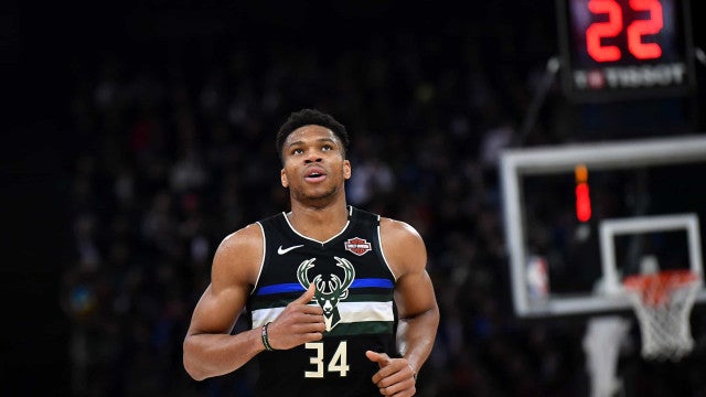 Antetokounmpo anota maior pontuação da carreira na NBA e lidera vitória dos Bucks