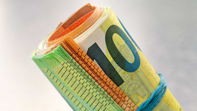 Entenda por que o euro passou a valer menos que o dólar pela 1ª vez em 2022