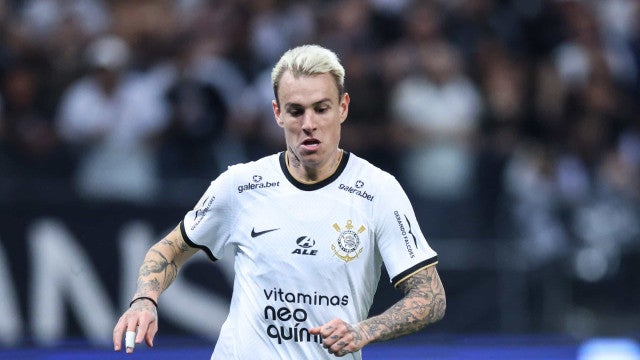 Róger Guedes comemora noite artilheira e vê Corinthians completo ‘imbatível’