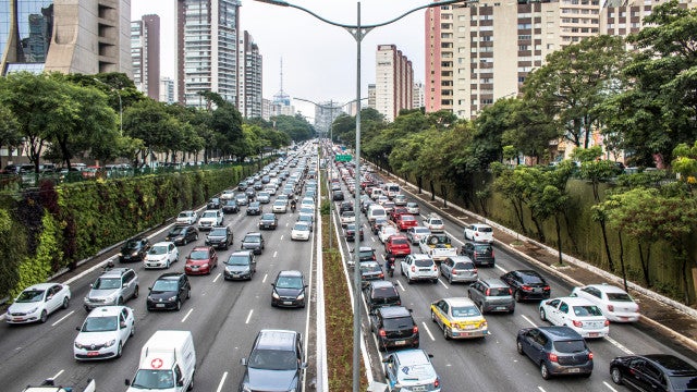 Rodízio de veículos volta nesta segunda-feira (9) em São Paulo