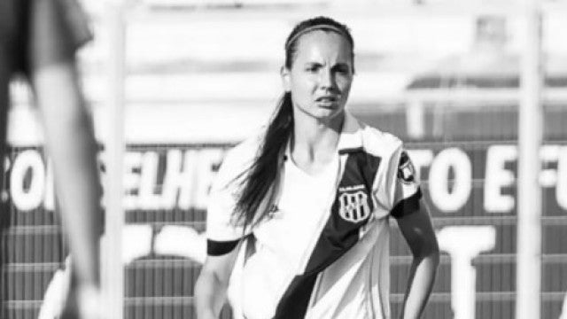 Camila Arlati, ex-jogadora do Vasco, morre após sofrer acidente de carro