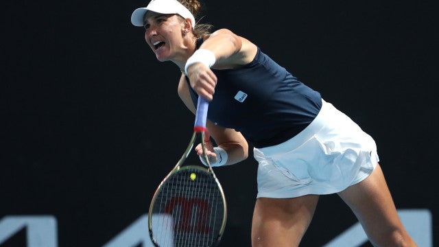 Bia Haddad joga mal e é eliminada na estreia no Aberto da Austrália