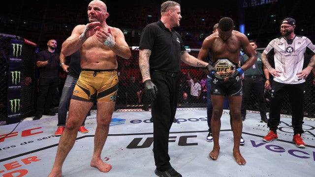 Glover Teixeira anuncia aposentadoria após derrota para Hill no UFC