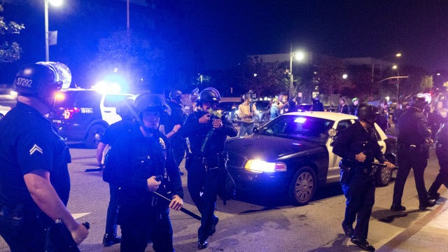 Policiais envolvidos em morte de Tyre Nichols mentiram sobre confronto