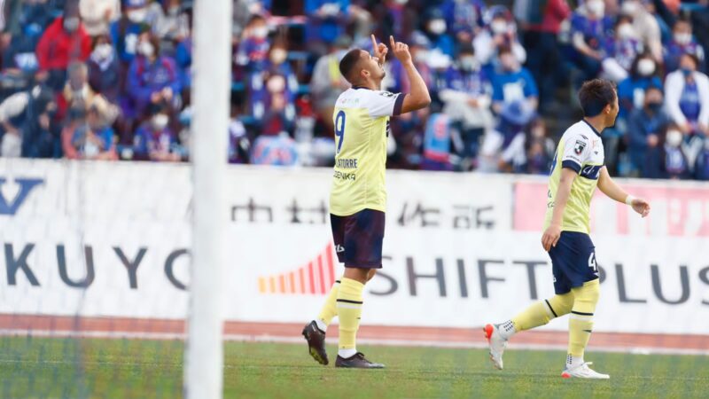 Gol e vitória: Dellatorre amplia série invicta no Japão e reforça foco no acesso