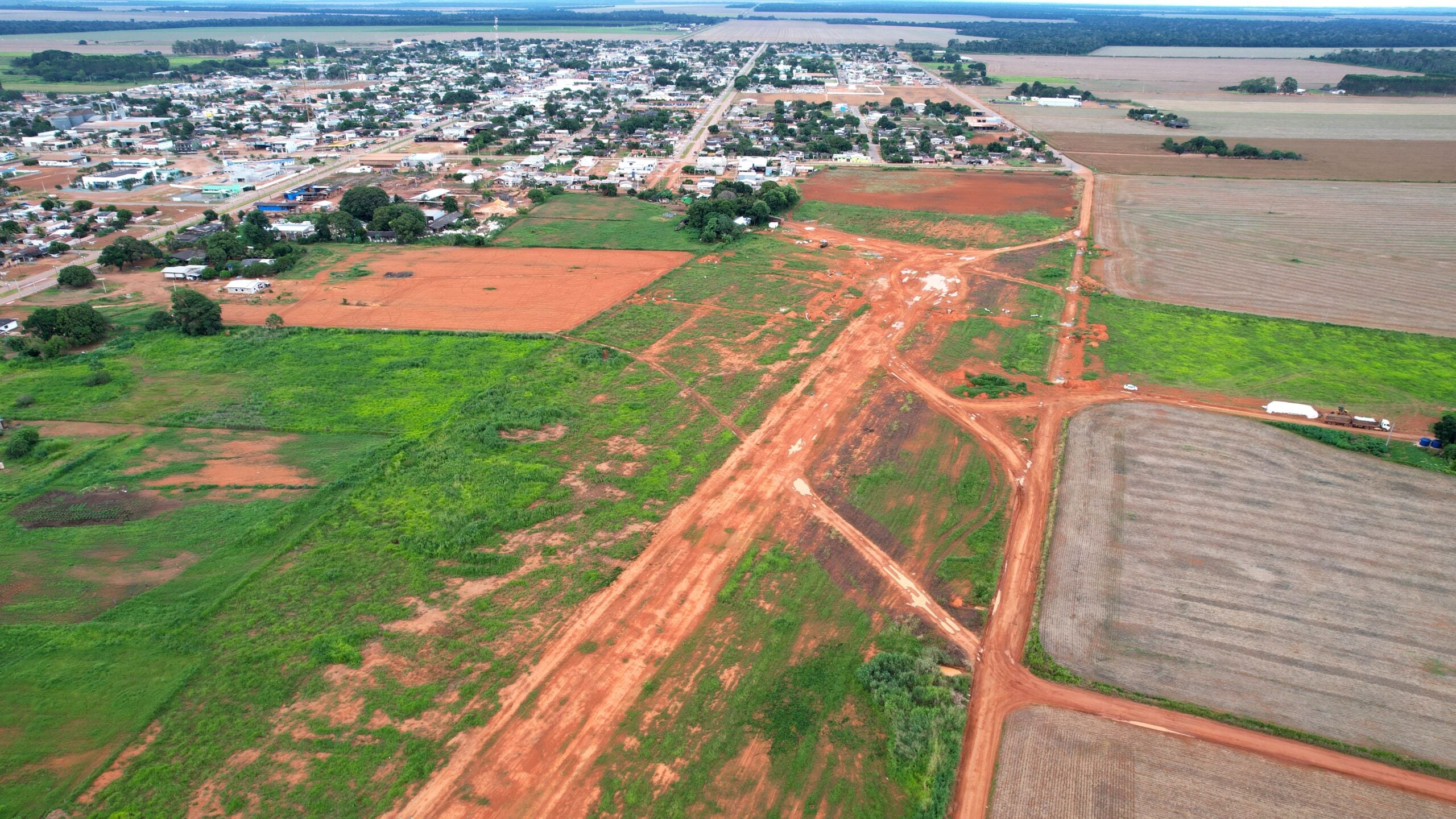 Prefeitura finaliza drenagem e aguarda aval para iniciar construção de casas em parceria com o Estado no Nortão