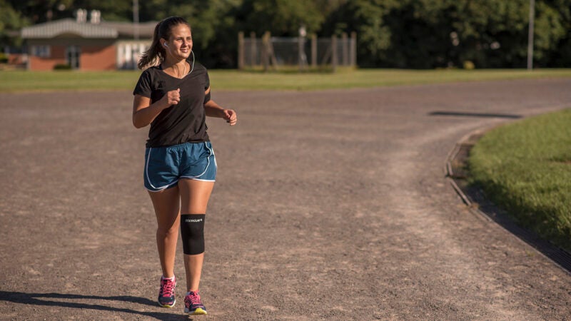 A prática esportiva no verão e os cuidados para evitar lesões musculares