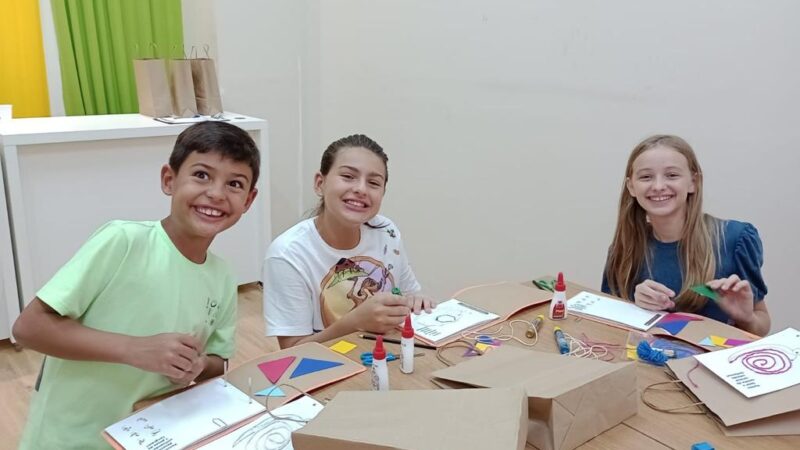 Clubinho Shopping Sinop oferece Pintura Facial e Oficina de Máscaras gratuitas