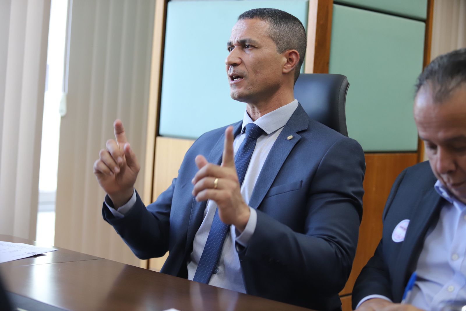 Em reunião com ministro, Coronel Assis defende Política Nacional de Pesca Esportiva