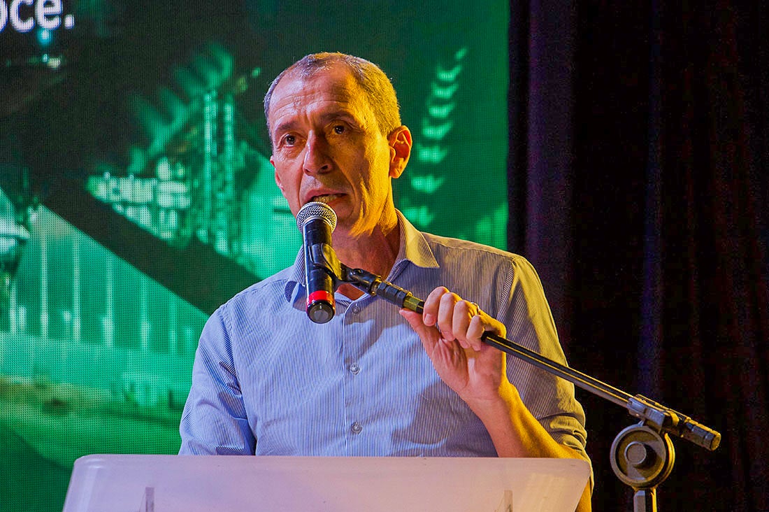 Prefeito entrega para senador projeto para construir câmpus da UFMT em Lucas do Rio Verde