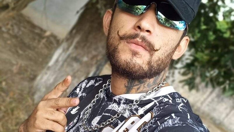 Em Guarantã do Norte dois jovens batem na traseira de uma carreta e vêm a óbito