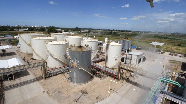 Aumento da mistura de biodiesel ao diesel encarece frete e aumenta poluição